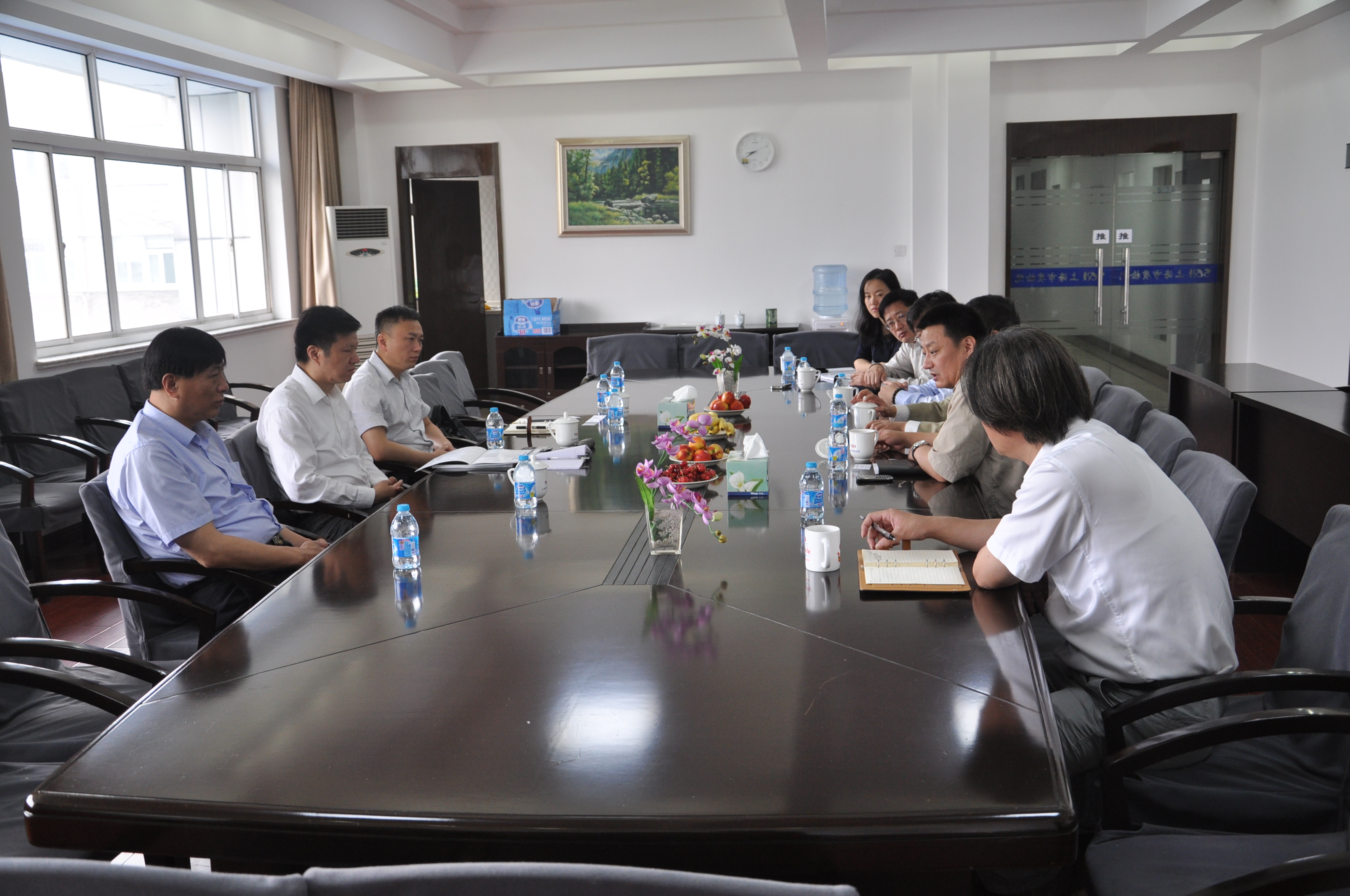 宝山区领导来院调研